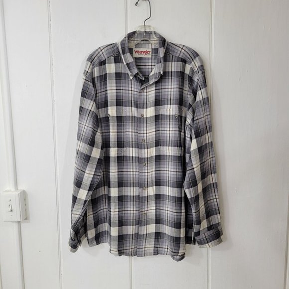 Wrangler Rugged Wear Gray Plaid Button Down Shirt - Picture 6 of 6
